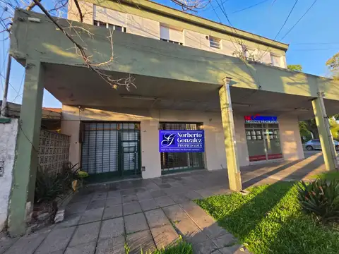 En Venta en Ciudad Jardin Local con Baño Planta Baja Al Frente. Venta Inmediata F: 10932
