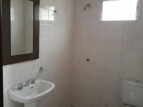 Galpon en Venta en Quilmes, USD 90.000