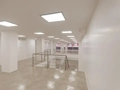 Oficina en Alquiler 40 años