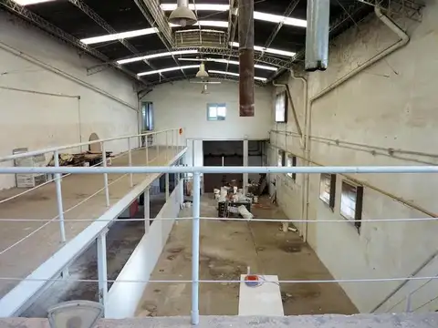 Galpon en Venta en Boca, USD 198.000