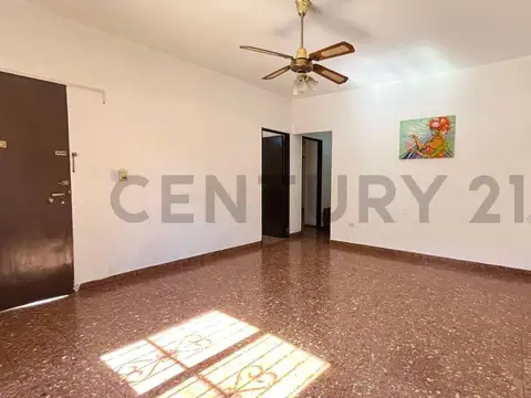 Casa 3 ambientes con 6 baños