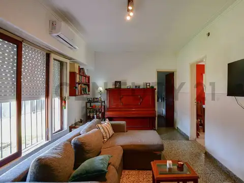 515 Bis Esquina 4 Bis , Piso 0