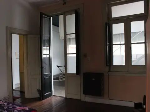 Depto Tipo Casa en Venta 60 años