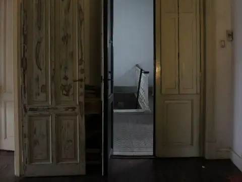 Depto Tipo Casa 4 ambientes con 3 baños