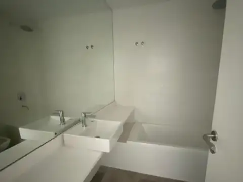 Departamento en Venta en Zarate, USD 120.000