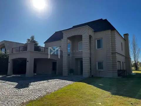 Casa en Venta en Nordelta El Golf, USD 1.100.000