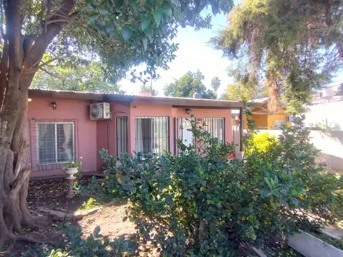 VENTA CASA 3 AMBIENTES GRAN PARQUE CRUCE CASTELAR MORENO