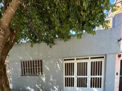 Casa - Arroyito