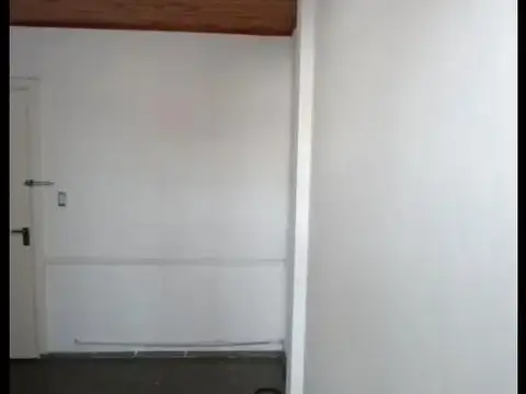 Avenida Andrés Rolón e/ Juan B. Justo y José Ingenieros