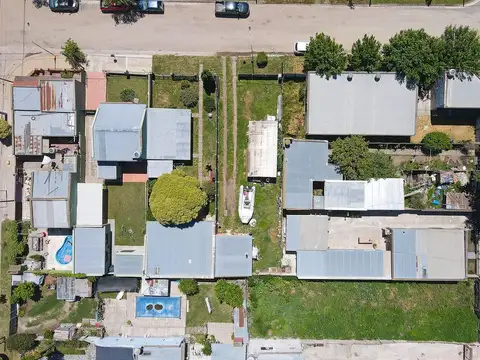 Casa 3 ambientes con 1 baño