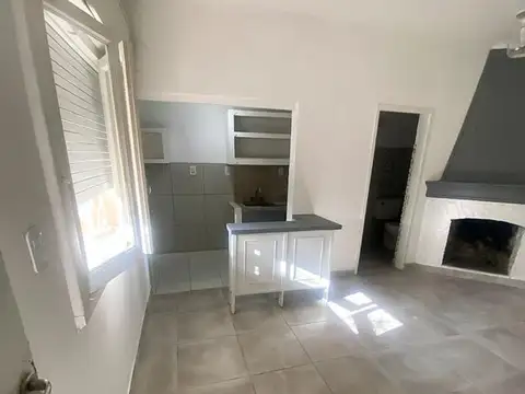 Departamento en Alquiler con 1 cocheras