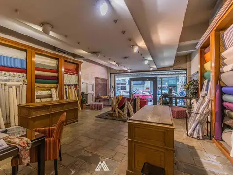 Local en Alquiler 89 años