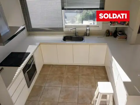 Departamento 5 ambientes con 2 baños