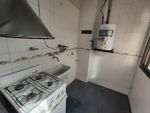 Adolfo Alsina 1300, Piso 4