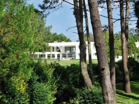 Casa en Venta en Golf, USD 3.500.000