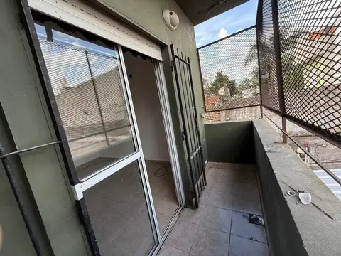 Departamento en Alquiler en San Justo, $ 320.000