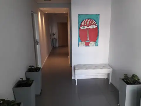 Oficina en Alquiler en Colegiales, $ 450.000