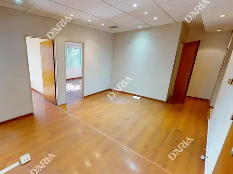 Oficina en Venta con 2 cocheras