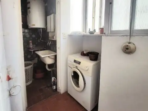 Departamento 4 ambientes con 2 baños