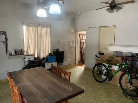 Casa En Venta En Liniers