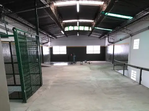 Galpon en Venta en Parque Patricios, USD 800.000
