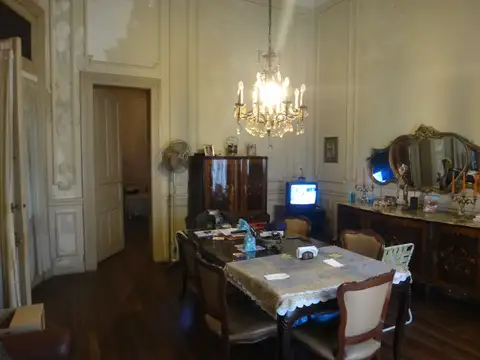 Depto Tipo Casa 5 ambientes con 2 baños