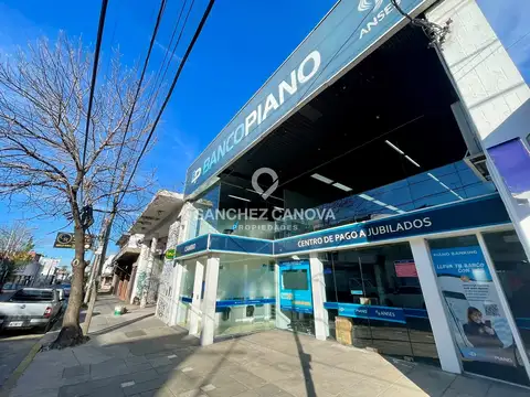 Local en Venta en Castelar, USD 375.000