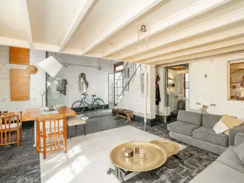 Oficina en Alquiler 81 años