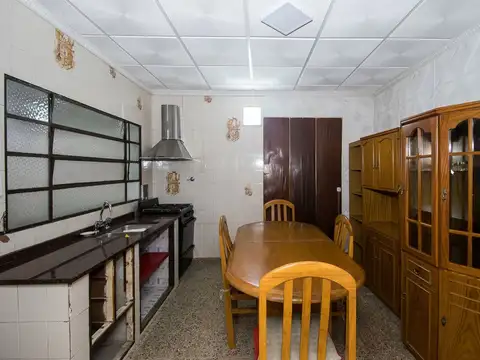 CASA EN VENTA 2 DORMITORIOS - B° SAN MARTÍN
