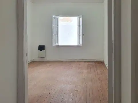 Presidente Roca 39 , Piso 1