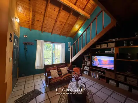 Casa 3 ambientes con 2 baños