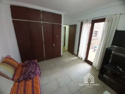 VENTA DE CASA EN EXCELENTE UBICACIÓN MERCEDES B