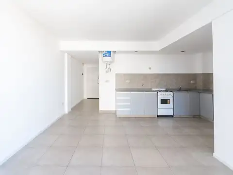 Departamento en Alquiler en Moron, $ 650.000