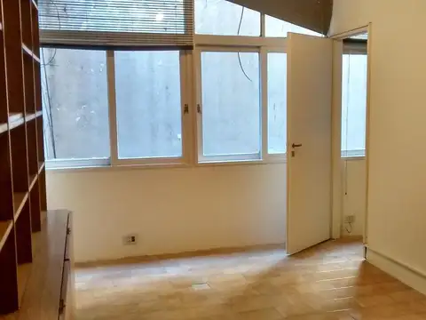 Oficina en Venta en San Nicolás, USD 75.000