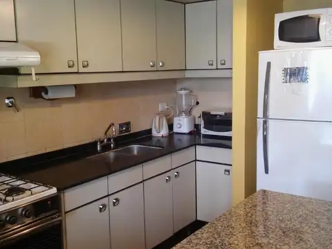 Casa  en Venta ubicado en Castelar, Morón, G.B.A. Zona Oeste - AMA0070_LP545139_4