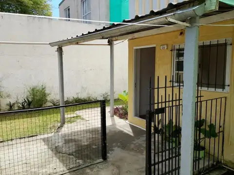 Depto Tipo Casa en Venta con 1 cocheras