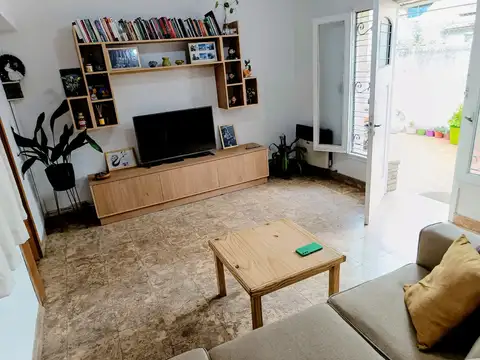 Depto Tipo Casa en Venta de 3 ambientes