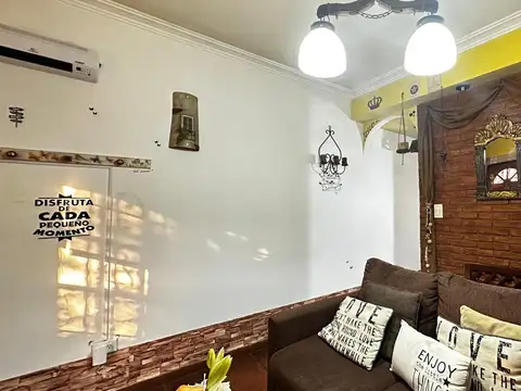 Depto Tipo Casa en Venta de 3 ambientes