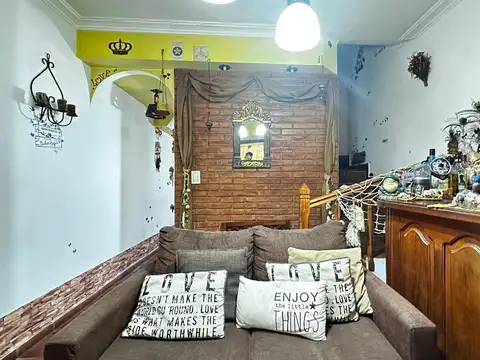 Depto Tipo Casa en Venta 25 años