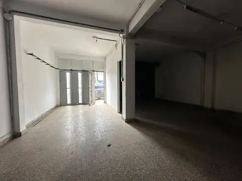 VENTA DEPOSITO / GALPON EN ZONA SUR