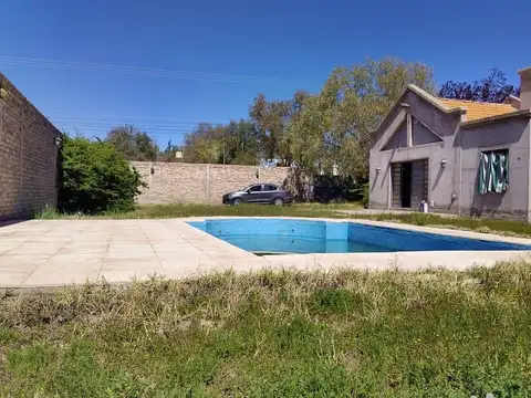 Casa 3 ambientes con 1 baño