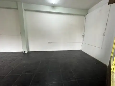 Gral. Hornos 3900, Piso PB