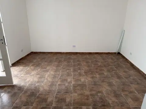 Depto Tipo Casa en Alquiler en Almagro, $ 650.000