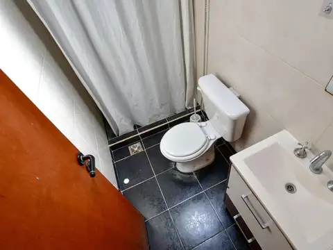 Depto Tipo Casa 2 ambientes con 1 baño