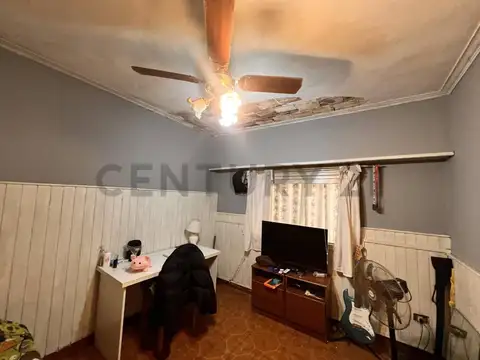 CASA EN VENTA EN VILLA CASTELS, LA PLATA