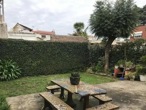 Depto Tipo Casa 4 ambientes con 1 baño