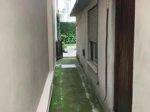 Depto Tipo Casa en Venta en Lomas De Zamora, USD 110.000