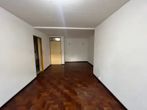 Avenida Bartolomé Mitre 1300