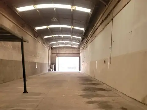 Galpón en alquiler en Villa Libertad