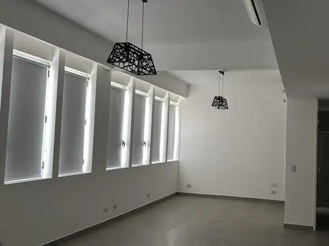 Cmro P L Zanni 300, Piso 2